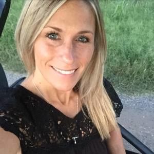 Meet your Posher, Lacey